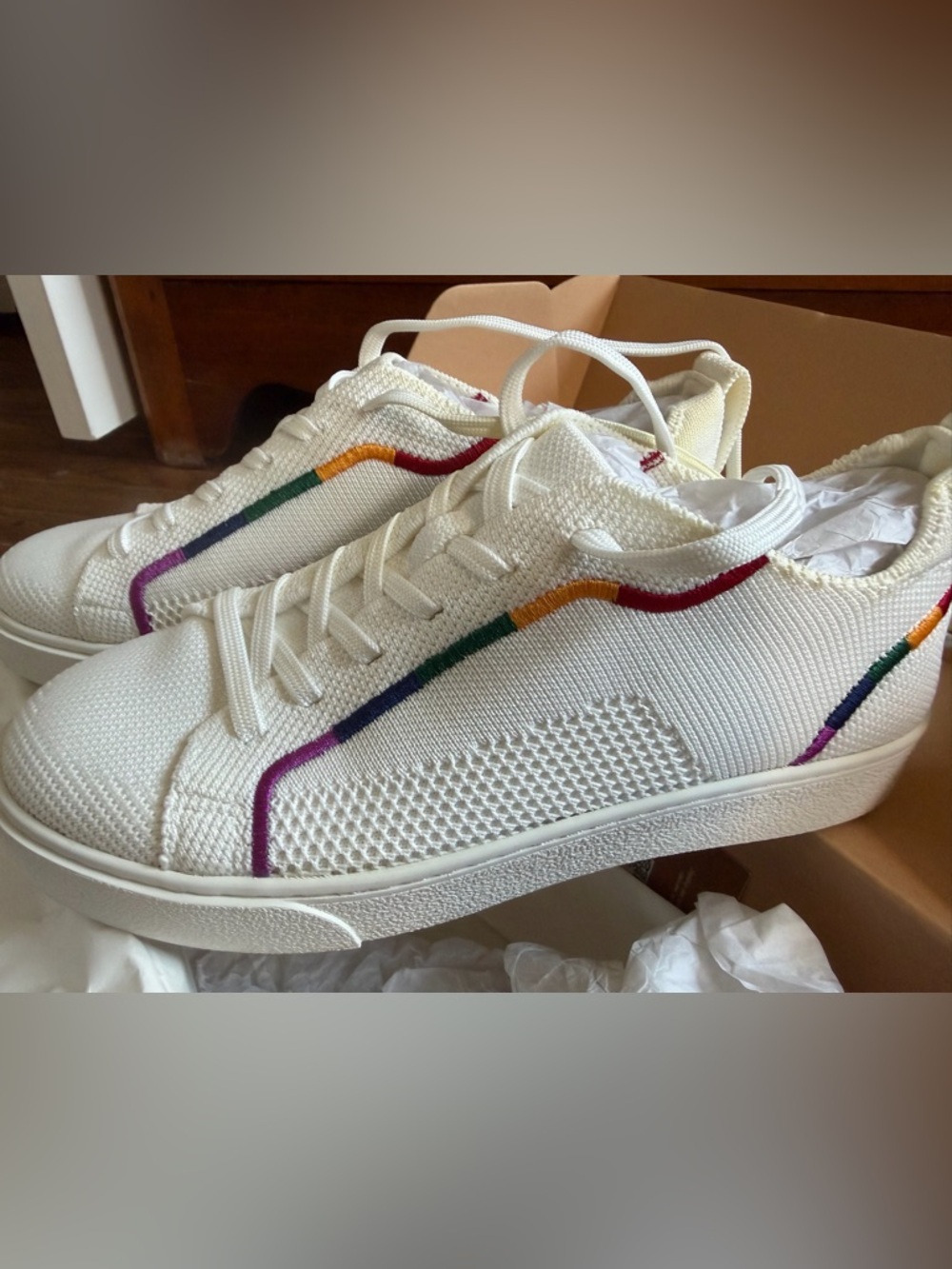 Vivaia White Sneakers with Rainbow Trim - Women’s 37/6.5